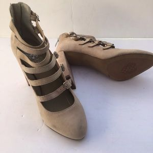 Suede Beige Vincent Camuto Shoes 8